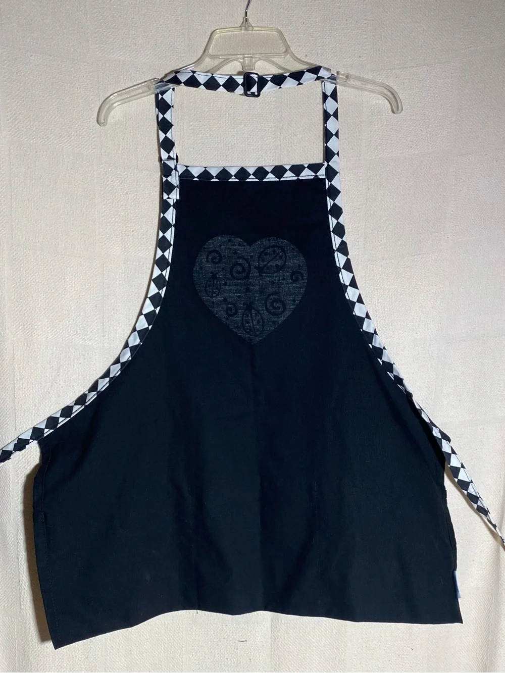 Vintage Style Black Ladybug Kitchen Apron Checkered Diamond Trim Hearts